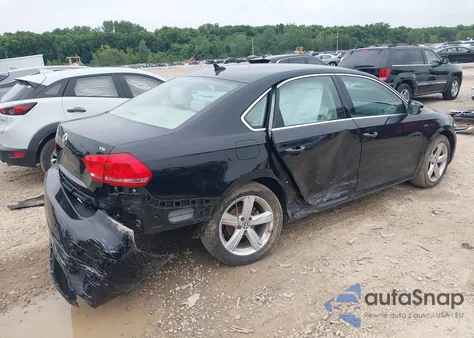 2015 Volkswagen Passat 1.8T Limited Edition from USA, damaged, VIN 1VWAT7A34FC119767